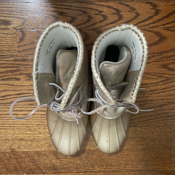 Jack Rogers Ladies Classic Gold Rain Boots Size 7 - Picture 5 of 10